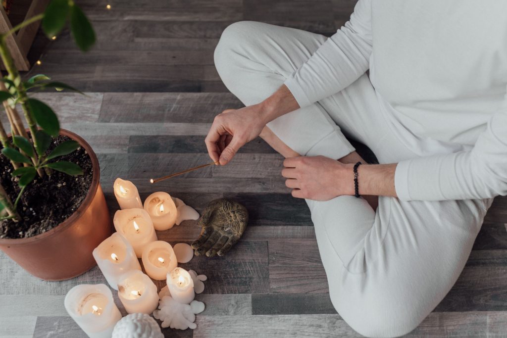 Comment nettoyer ton aura quand tu te sens vidé ?