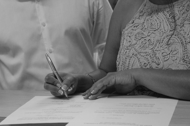 Mariage ou pacs, lequel protège vraiment ton conjoint ?