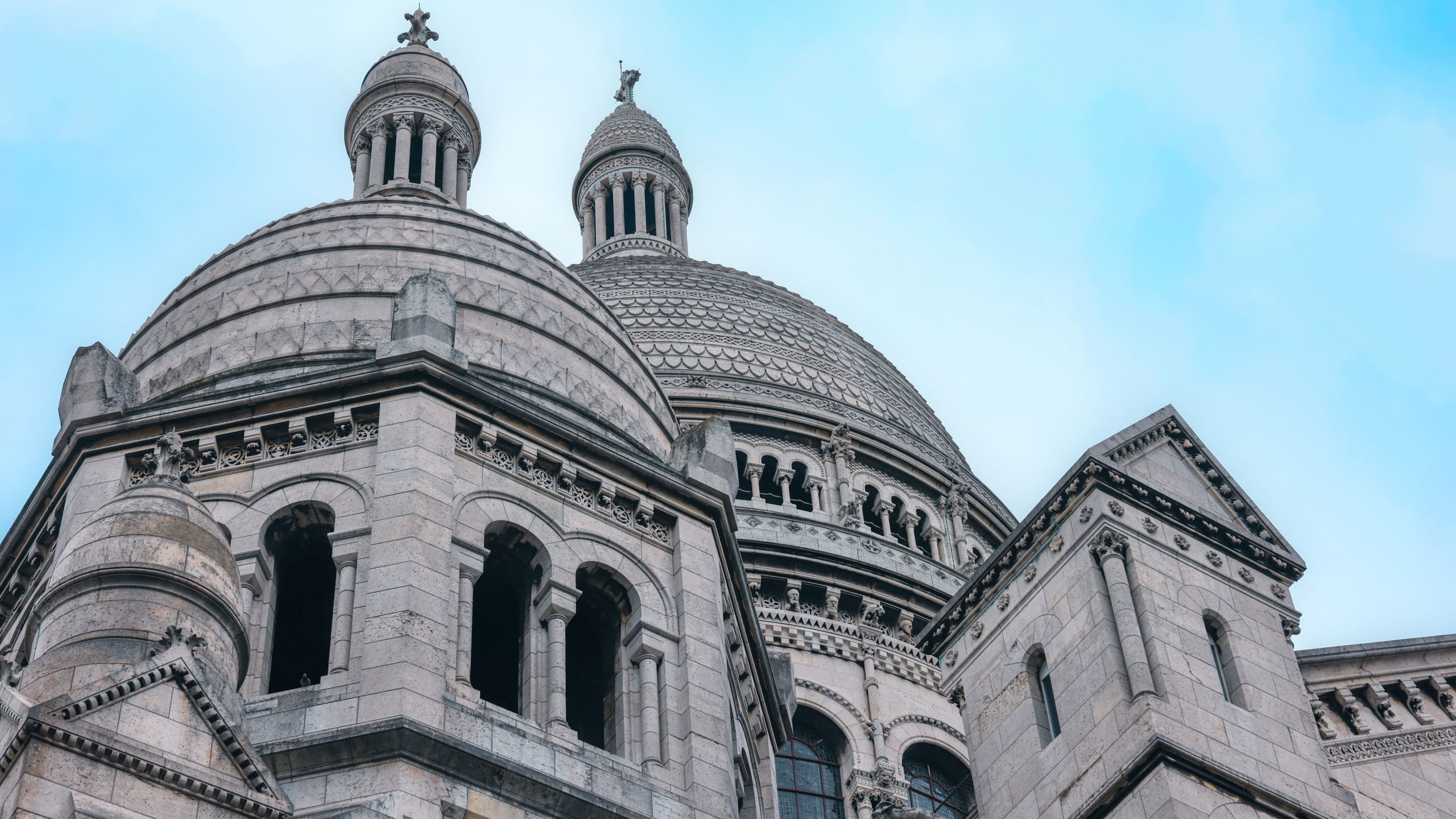Basilique Sacré-Cœur architecture détail façade